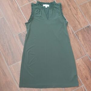 Elegant Green Sleeveless Dress